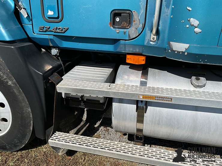 1998-mack-ch613-image-10