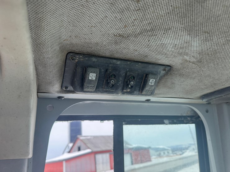 caterpillar-d5g-lgp-image-37