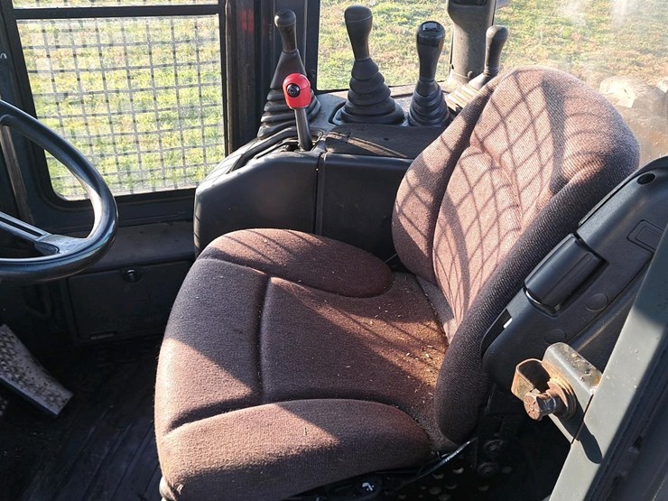 john-deere-748-image-9