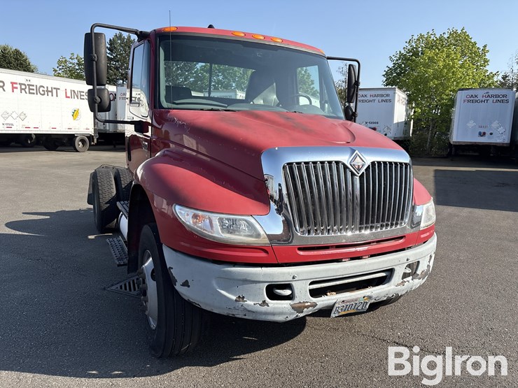 international-durastar-4400-image-12