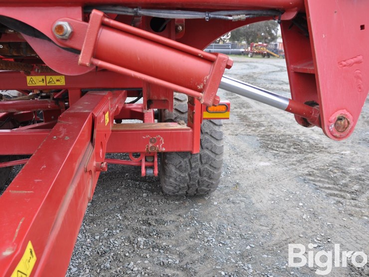 2022-proag-bale-titan-bale-skooper-image-16