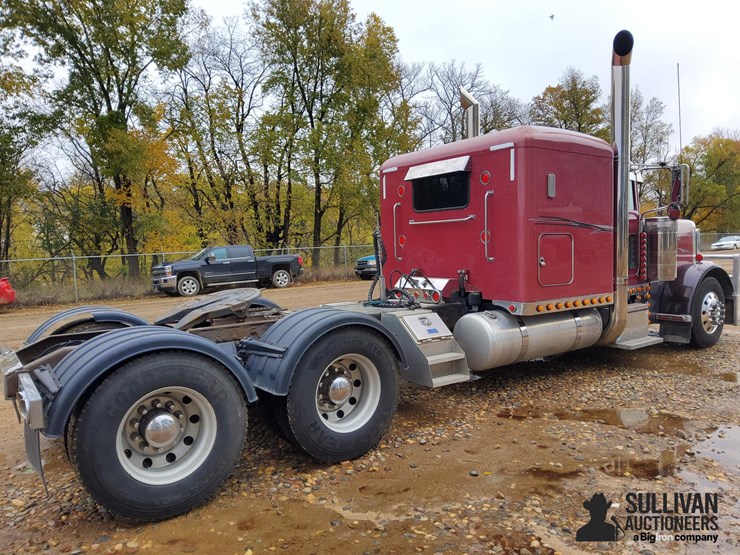 peterbilt-379-image-5