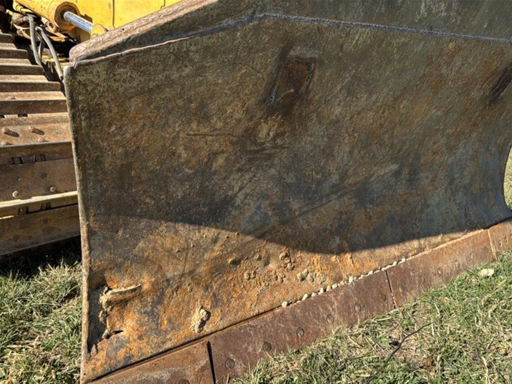 caterpillar-d4h-image-29