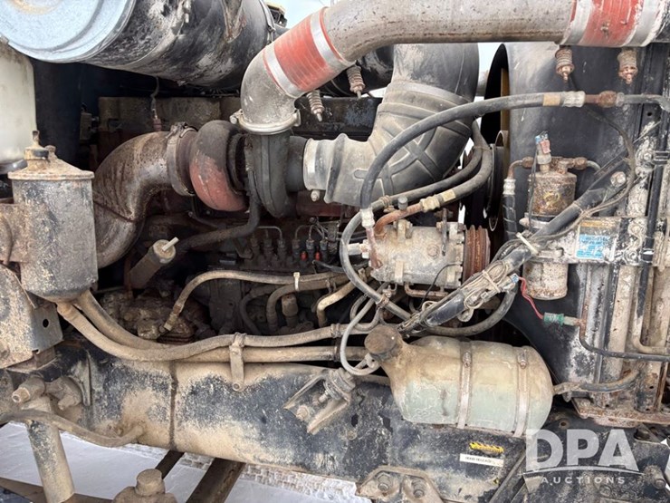 1994-mack-ch613-image-33