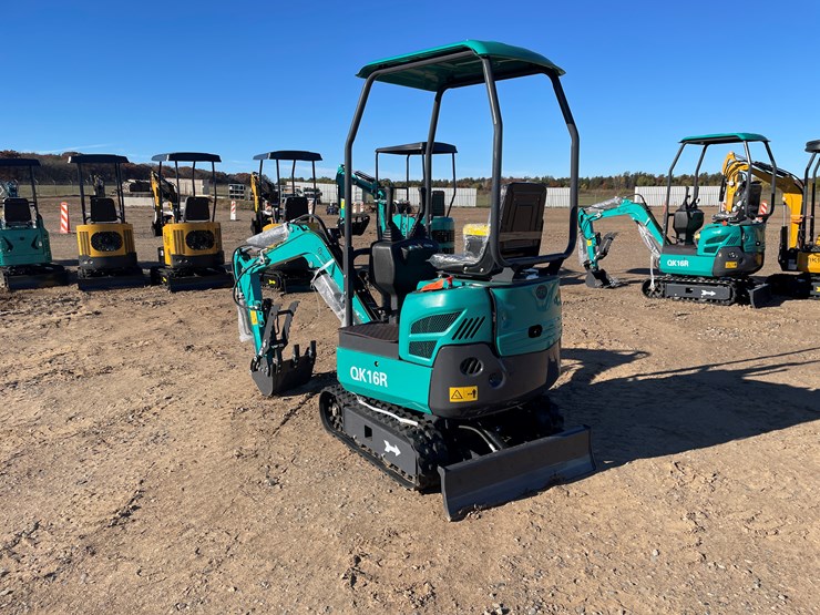 #9269-•-unused-2025-cfg-mini-excavator-image-2