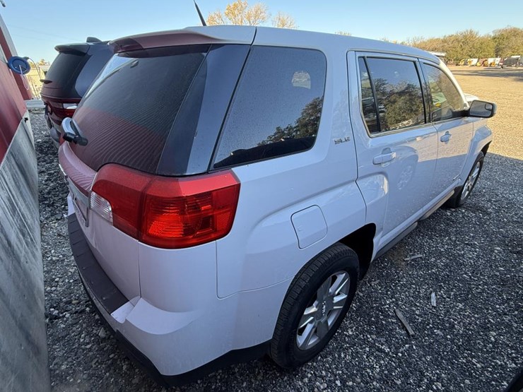 gmc-terrain-sle-image-11