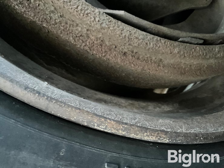 2001-freightliner-fld120-image-20