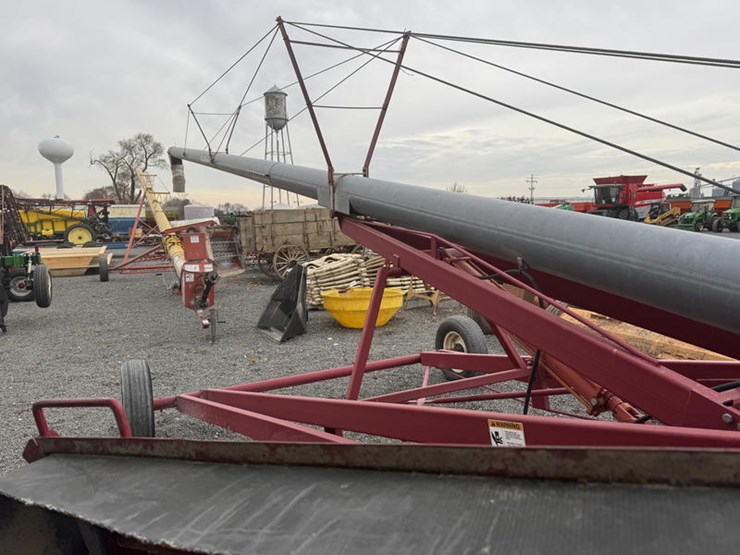 hutchinson-10x60-image-11