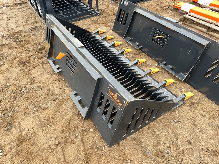 #2038-•-unused-2025-landhonor-skid-steer-rock-bucket-attachment-image-4