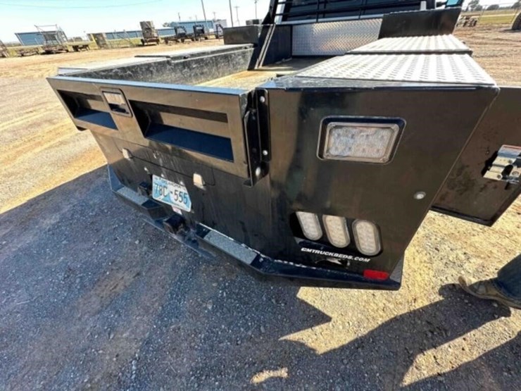 2024-ford-f350dually-1-ton-image-23