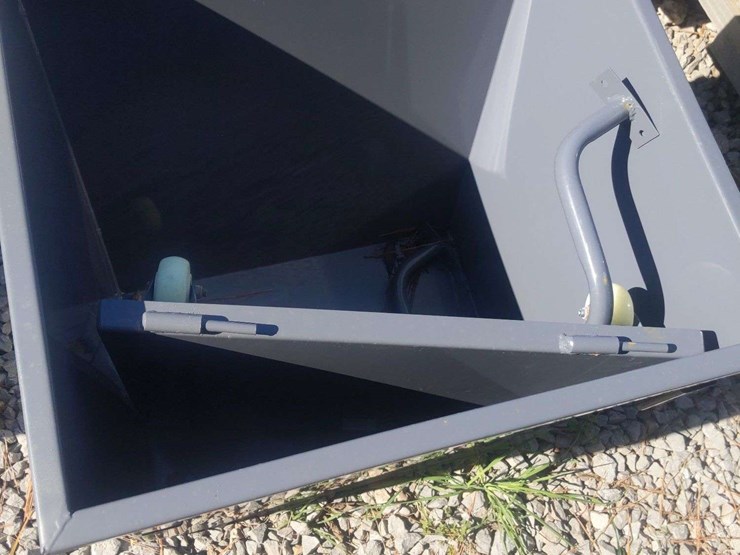 unused-dump-hopper-image-2