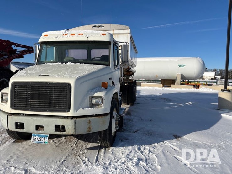 1998-freightliner-fl80-image-15