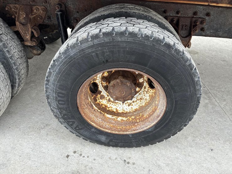 case-ih-7400-image-31