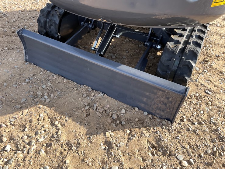 #9214-•-2025-unused-cfg-mini-excavator-image-10