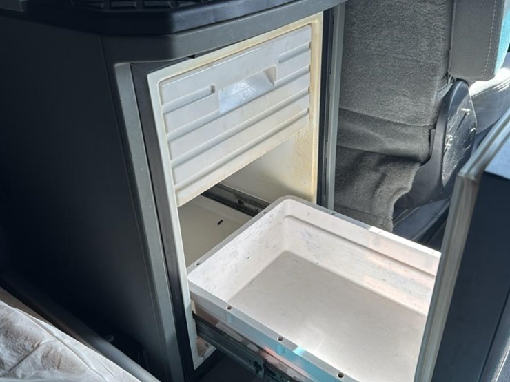 2019-kenworth-t680-image-77