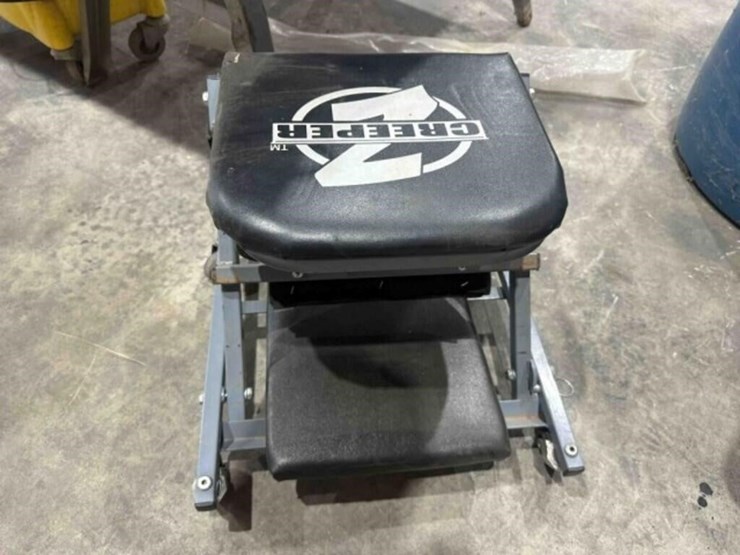 rolling-creeper-stool-image-1