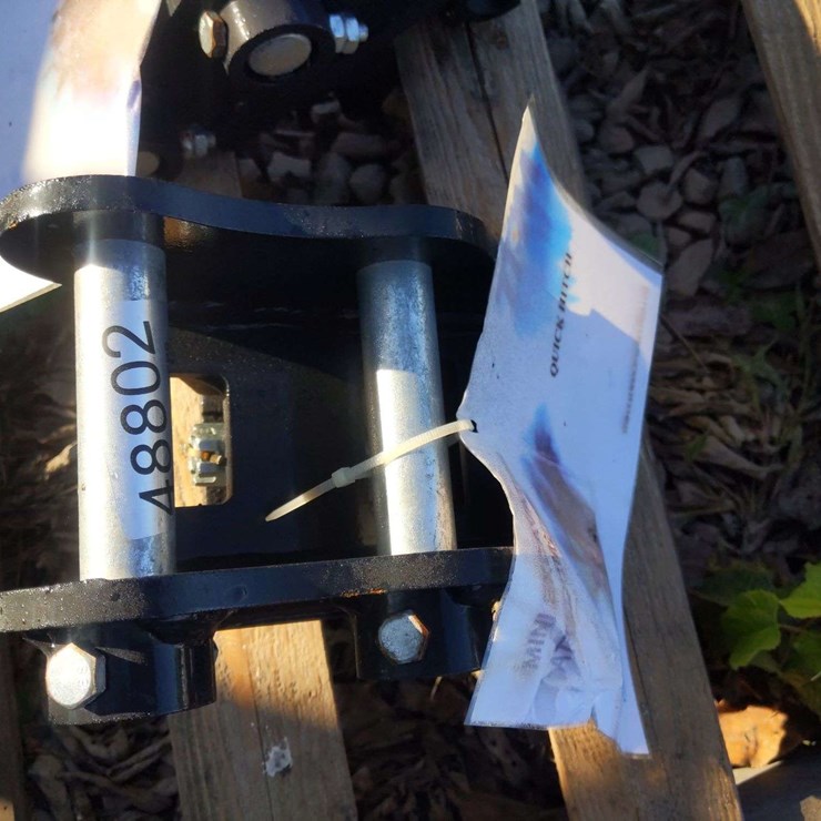 UNUSED TPM MINI EXCAVATOR QUICK HITCH