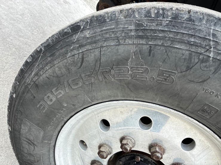 case-ih-7400-image-68