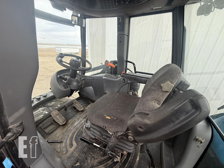 1998-new-holland-tv140-image-13