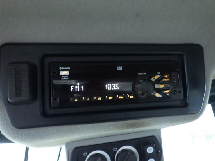 2017-caterpillar-950m-image-43