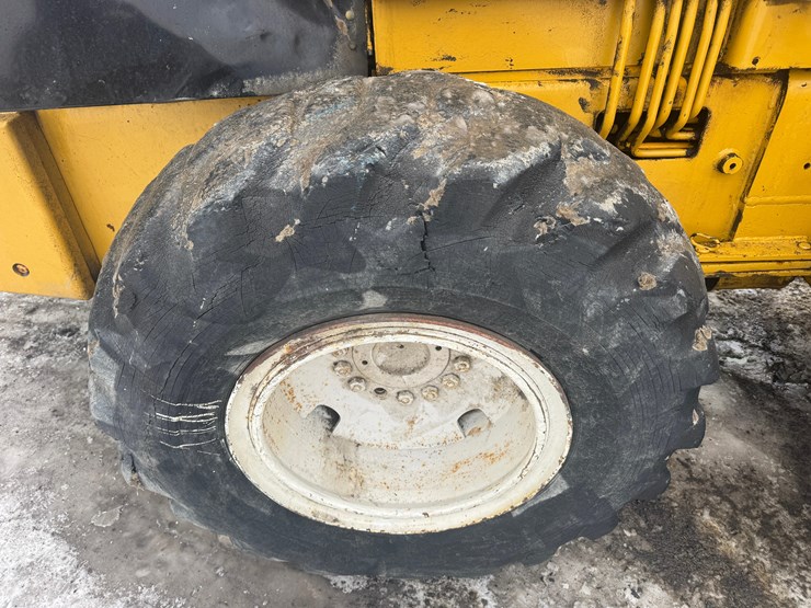 john-deere-6-image-52