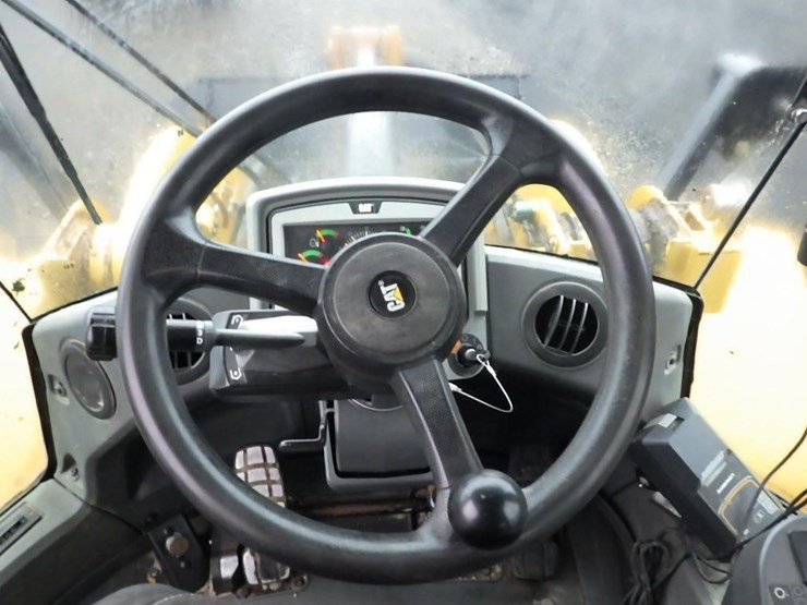 2017-caterpillar-950m-image-31