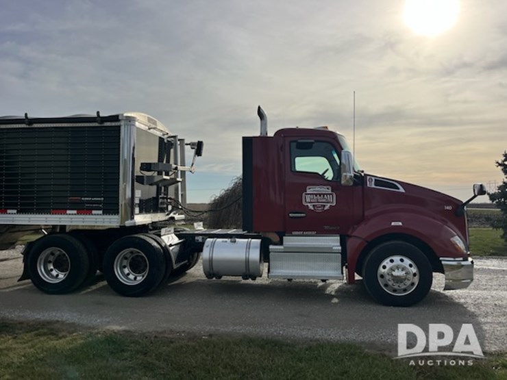 2018-kenworth-t680-image-5
