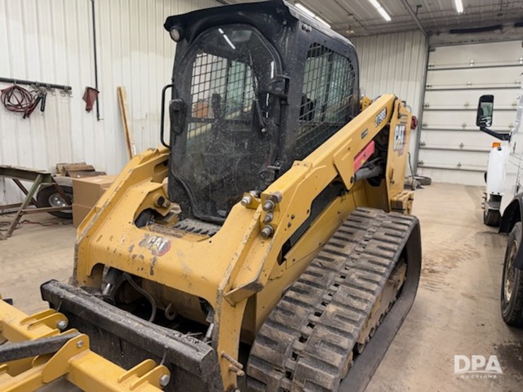 2022-caterpillar-279d3-image-8