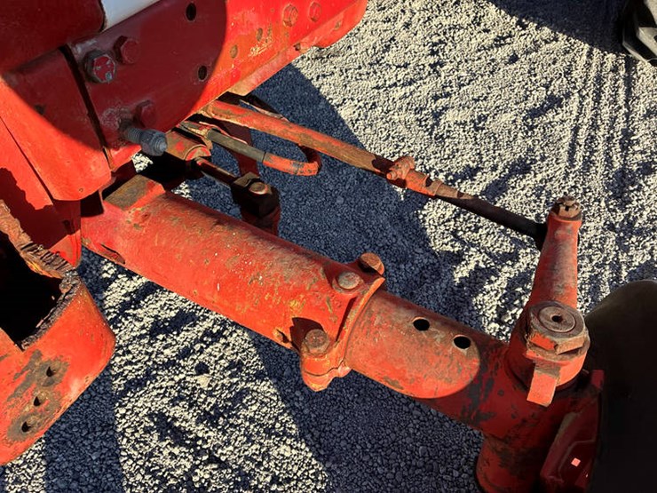 case-ih-100-image-36