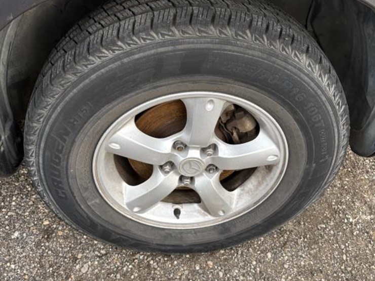 mazda-tribute-image-7