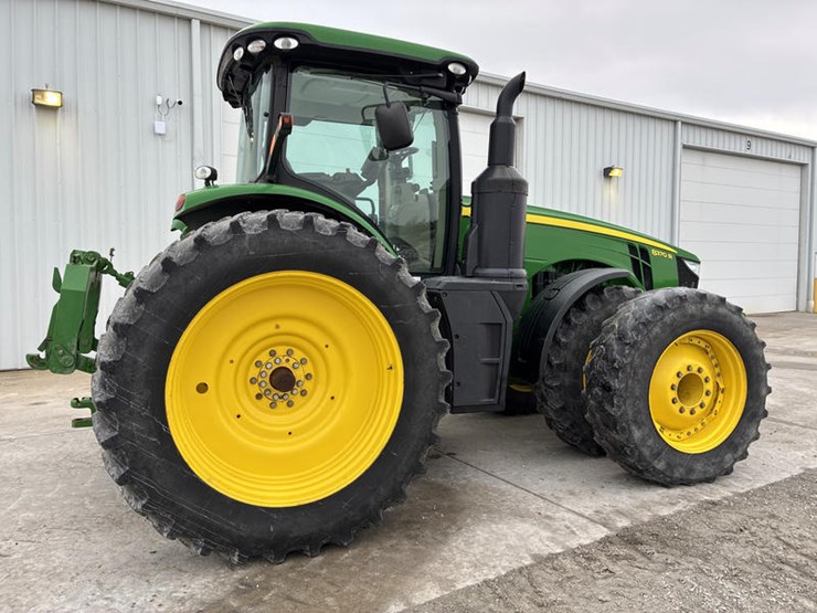 john-deere-8370r-image-4