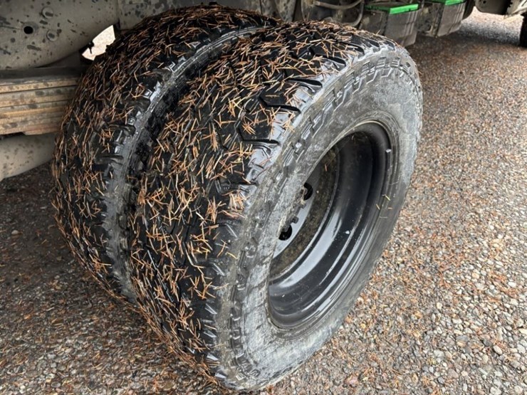 2005-ford-e450-sd-image-11