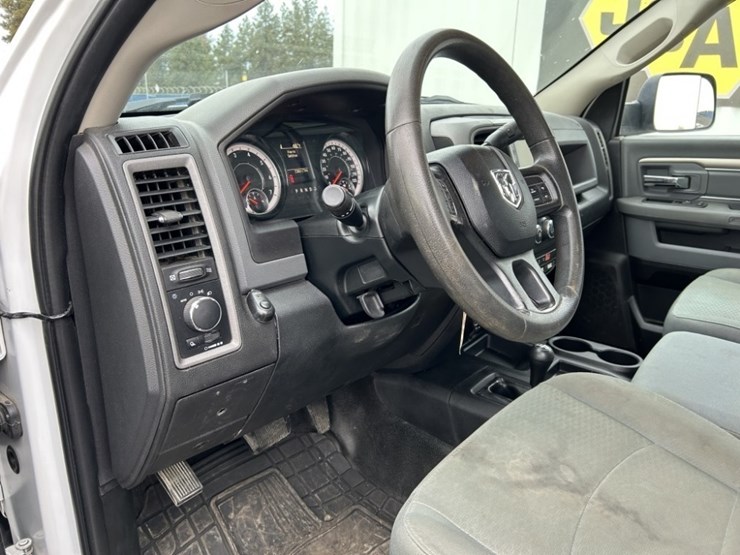 2018-dodge-2500-image-20