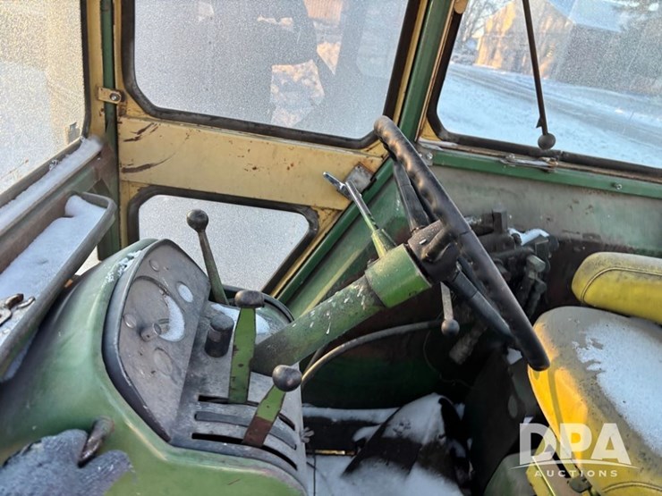 john-deere-4020-image-41