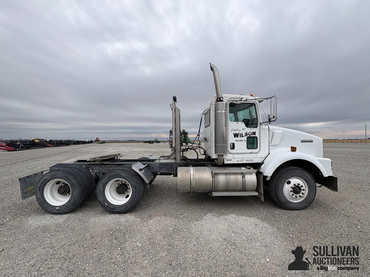 kenworth-t800-image-4