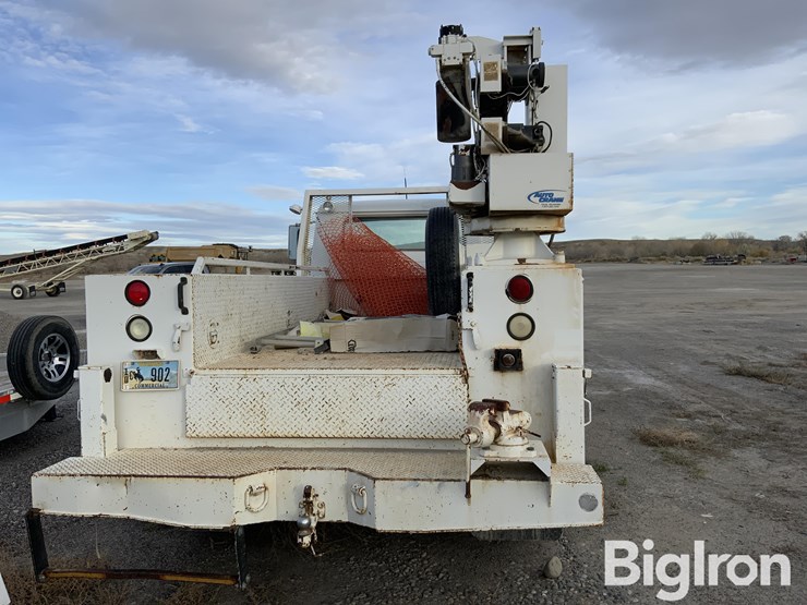 international-4900-image-6