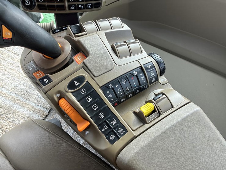 john-deere-8rx-370-image-104