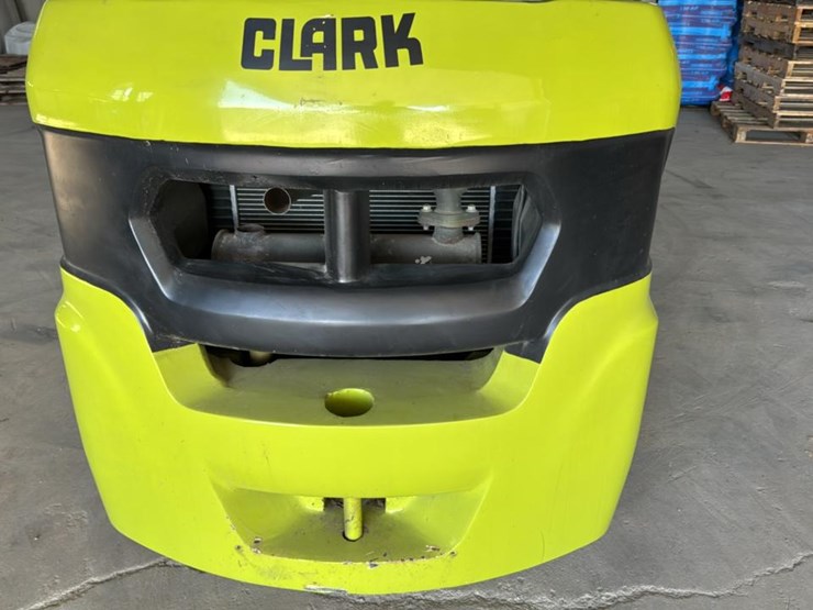 #112-•-2021-clark-s25cl-forklift-image-37