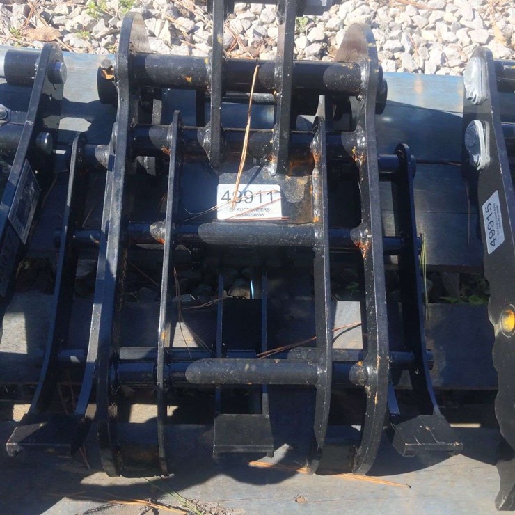 UNUSED MINI EXCAVATOR GRABBER