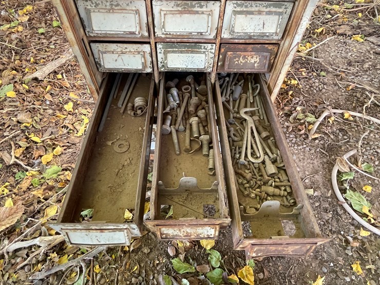 #3714-•-hardware-storage-cabinet-with-contents-image-11