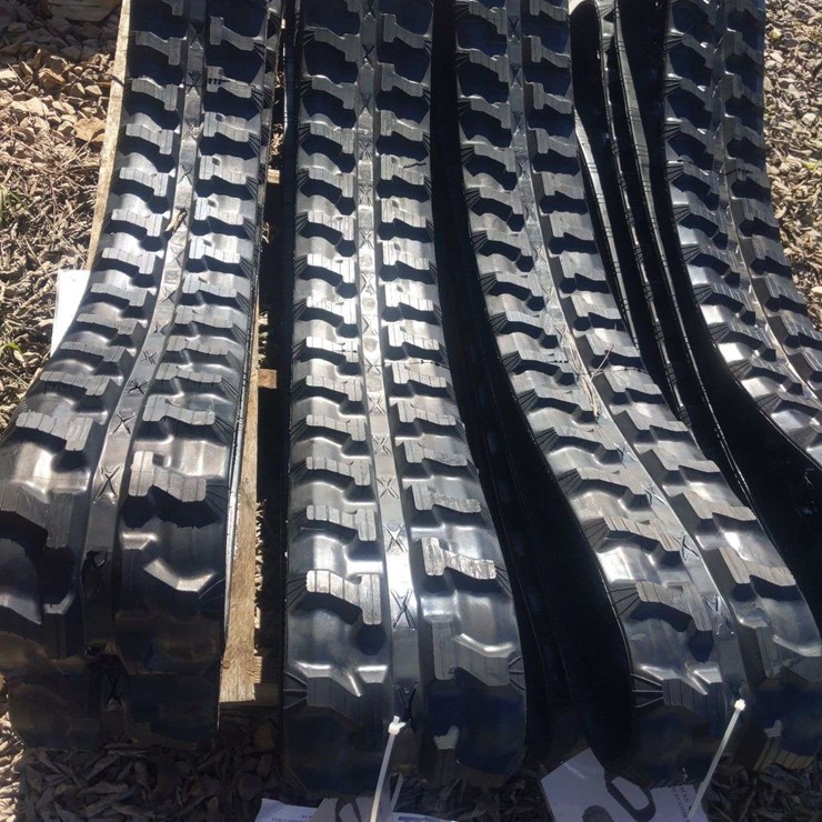 QTY (1) SET UNUSED MINI EXCAVATOR RUBBER TRACKS