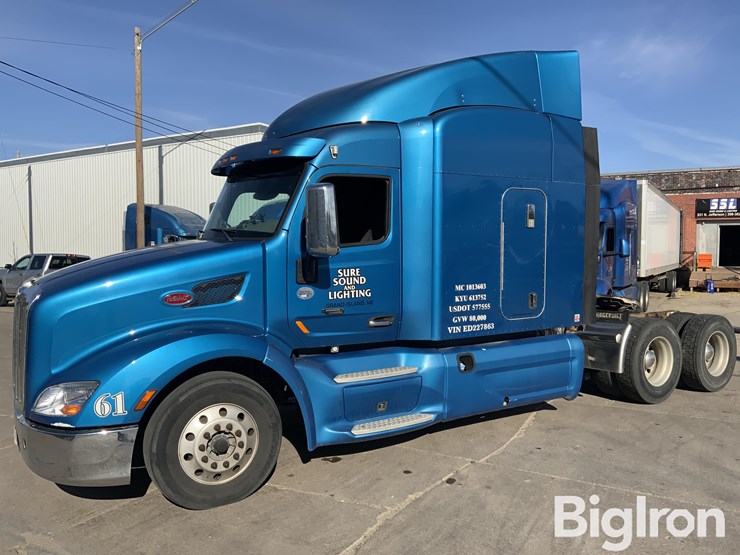 2014-peterbilt-579-image-1