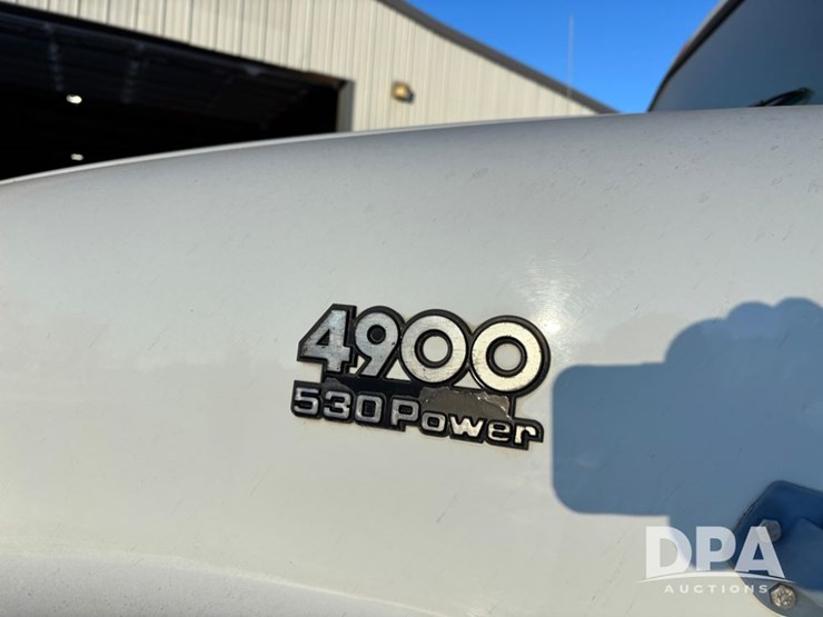 international-4900-image-20