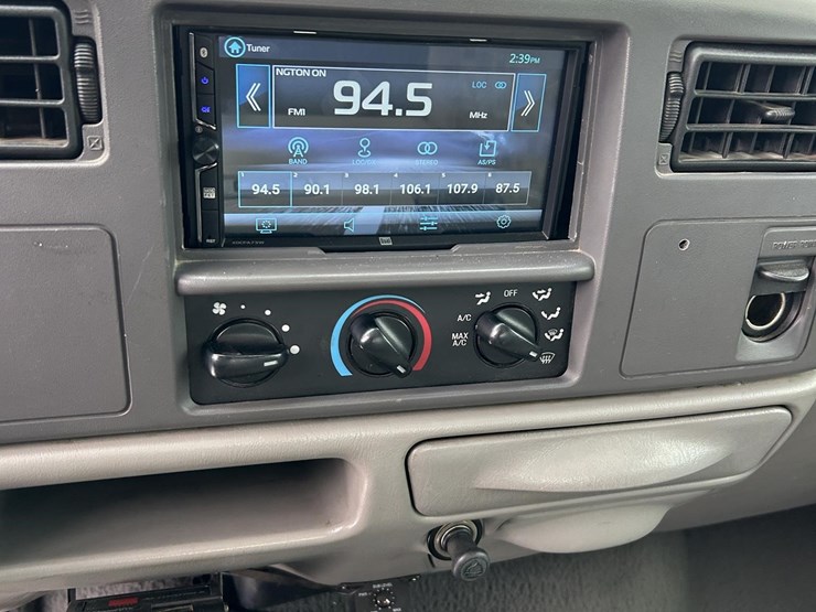 1999-ford-f250-image-14