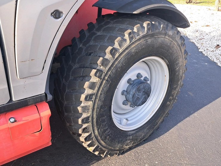 2019-manitou-mlt840-image-26