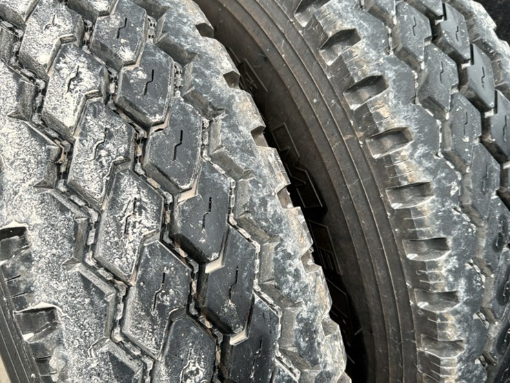 2006-peterbilt-379-image-15