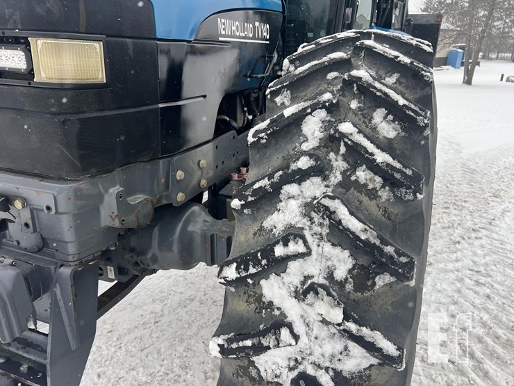 new-holland-tv140-image-29