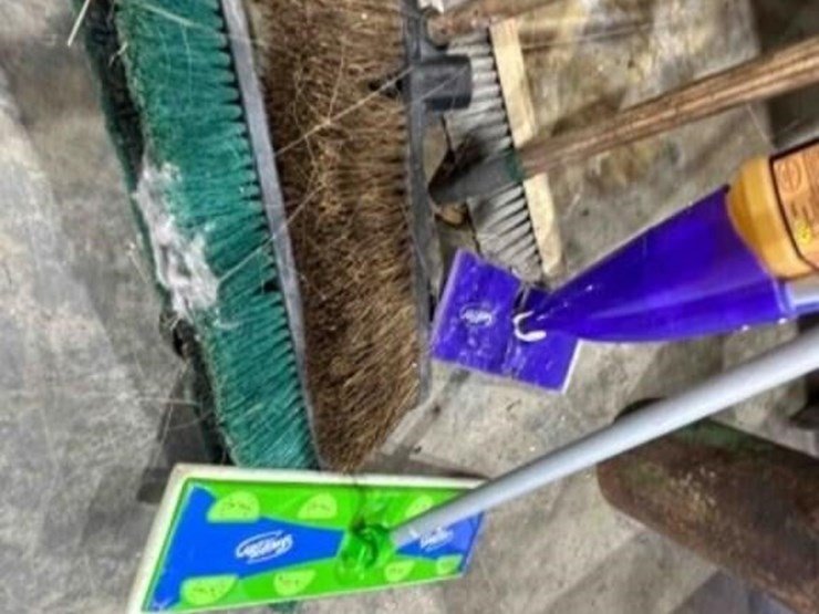 assorted-brooms-image-3