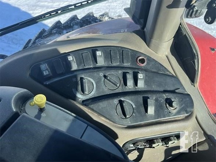 case-ih-magnum-280-cvt-image-19