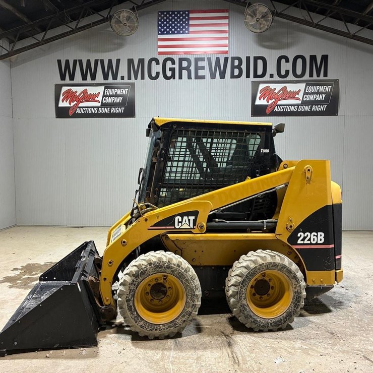 CATERPILLAR 226B